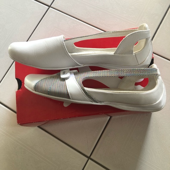 Women’s puma - Picture 3 of 3